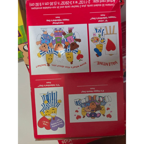 Lot of 10 Assorted Valentine's Day Cards sailor moon looney tunes batman vintage - Picture 15 of 16